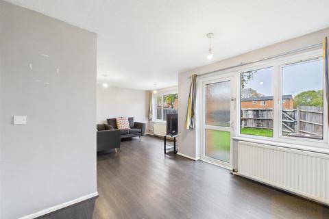 undefined, Ryder Row, Innsworth