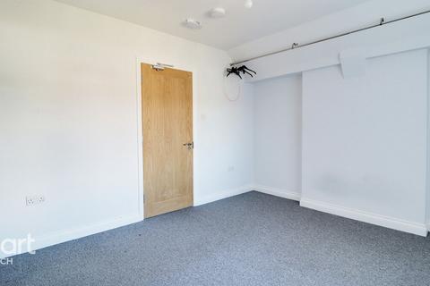 4 bedroom semi-detached house to rent, Middletons Lane, NORWICH