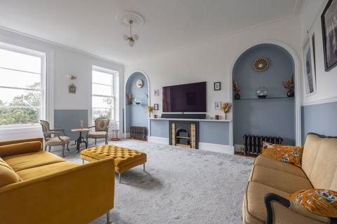 2 bedroom flat for sale, Lansdown Place, Cheltenham GL50