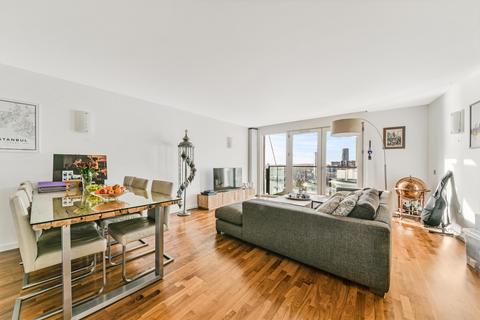 New Providence Wharf, London, E14