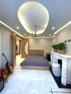 Townshend Road, London NW8