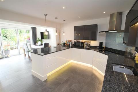 undefined, Two Waters Road, Hemel Hempstead, HP3