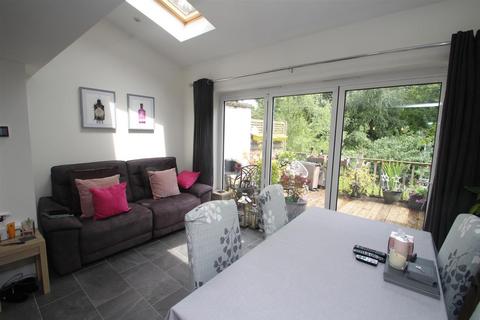 undefined, Two Waters Road, Hemel Hempstead, HP3