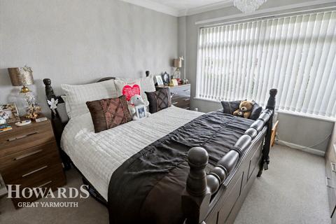 2 bedroom semi-detached bungalow for sale, St Hilda Close, Caister-on-Sea