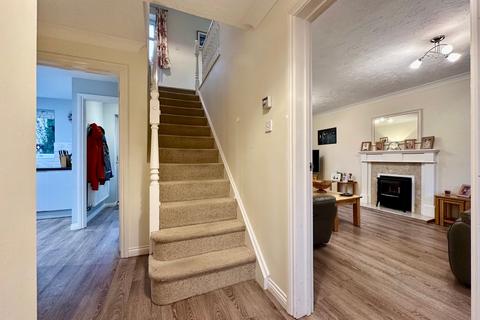 4 bedroom detached house for sale, Bronte Drive, Ledbury, HR8