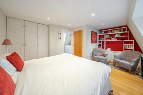 2 bedroom terraced house for sale, Merton Road, London, SW18