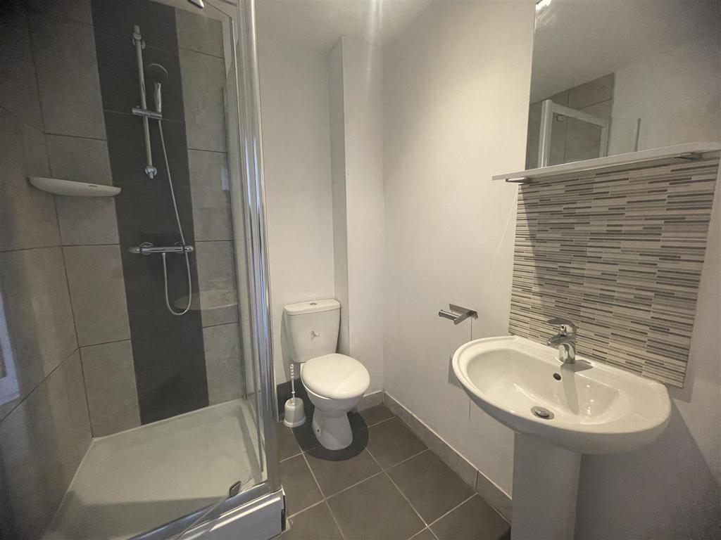 Bedroom Two En-Suite