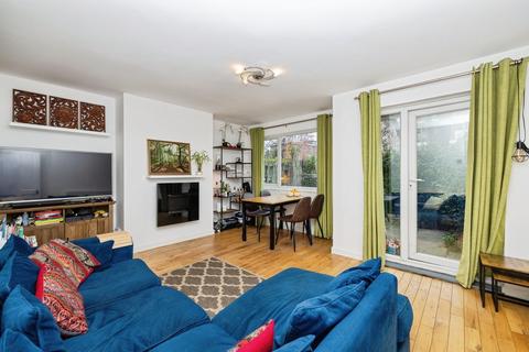 undefined, Shaftesbury Street, London N1