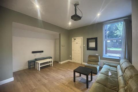 6 bedroom semi-detached house to rent, *£130pppw excl bills* Gedling Grove, Arboretum, Nottingham