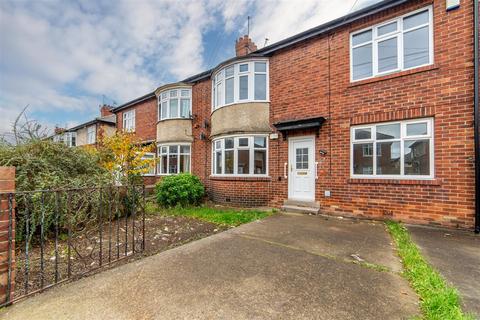 2 bedroom flat to rent, NEW REFURB, Ferndene Grove, High Heaton, NE7