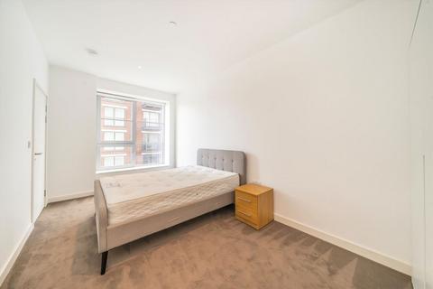 2 bedroom flat to rent, Goodluck Hope Walk, London E14
