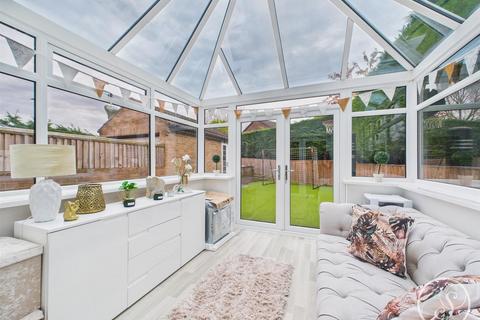 3 bedroom detached house for sale, Aylesford Mount., Leeds