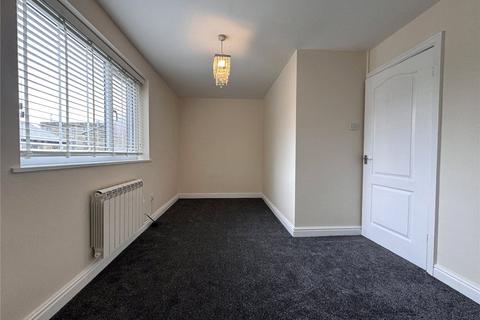 2 bedroom semi-detached house to rent, Newhey Road, Rochdale OL16