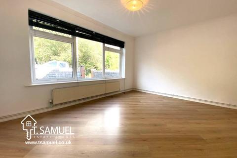3 bedroom detached bungalow for sale, Bryn Onnen, Penderyn, Aberdare