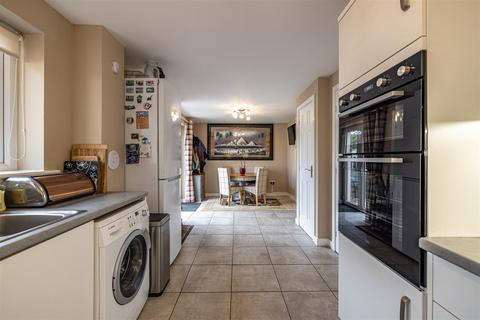 undefined, 8 Knoll Park Avenue, Galashiels