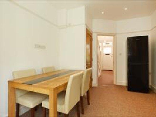 Woodland-way-cr4-2dy-995108