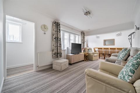 4 bedroom detached bungalow for sale, Bowes Avenue, Margate