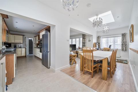 4 bedroom detached bungalow for sale, Bowes Avenue, Margate