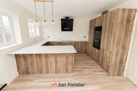 undefined, Acacia Grove, Hebburn