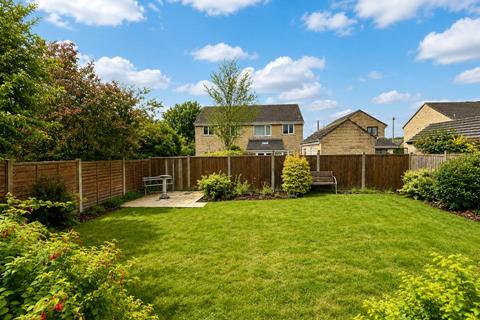 3 bedroom detached house for sale, Netherton Moor Road, Huddersfield