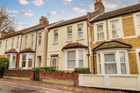 Hainault Avenue, Westcliff-On-Sea SS0