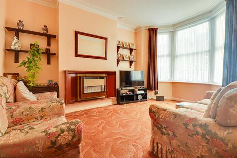 undefined, Hainault Avenue, Westcliff-On-Sea SS0