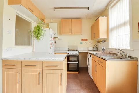 undefined, Hainault Avenue, Westcliff-On-Sea SS0