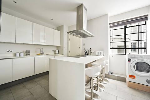 3 bedroom flat to rent, Princes Gate, Knightsbridge, London, SW7