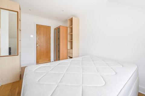 3 bedroom flat to rent, Ensign Street, Tower Hill, London, E1
