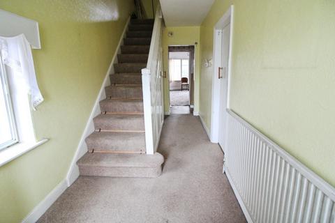 3 bedroom semi-detached house for sale, Methley Road, West Yorkshire WF10