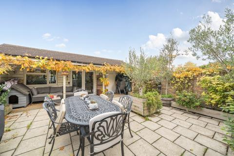4 bedroom end of terrace house for sale, Franklin Crescent, Mitcham CR4