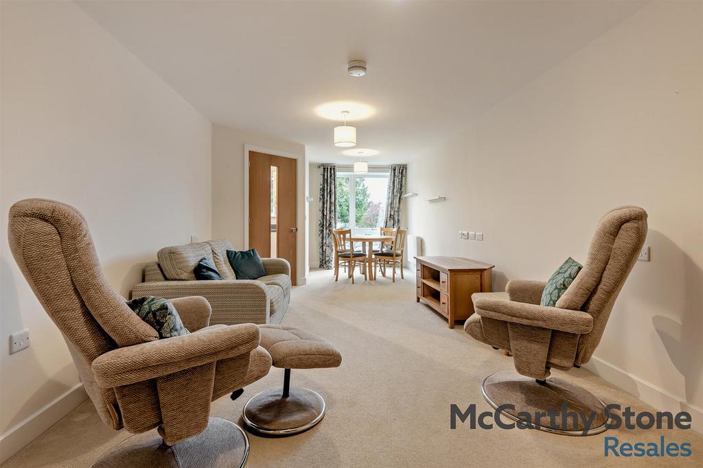 8669305-interior12-800.jpg