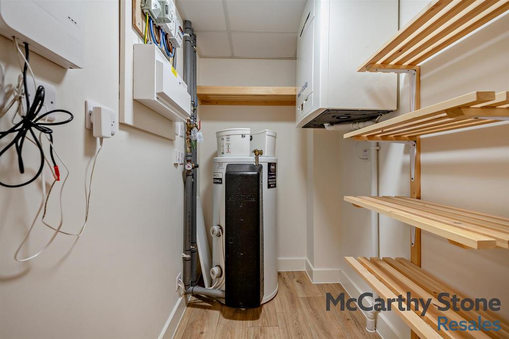 8669305-interior01-800.jpg