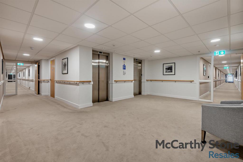 8669305-interior20-800.jpg