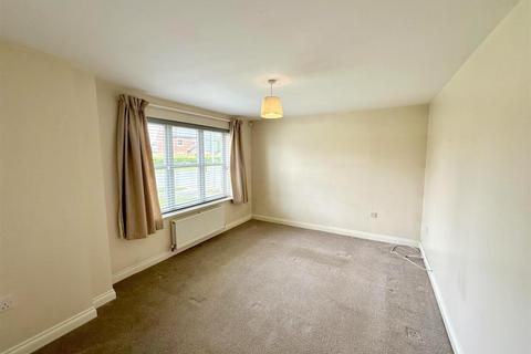 4 bedroom terraced house to rent, Edward Pease Way, Darlington