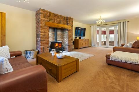 5 bedroom detached house for sale, Stockwith Road, Walkerith, Gainsborough, Lincolnshire, DN21