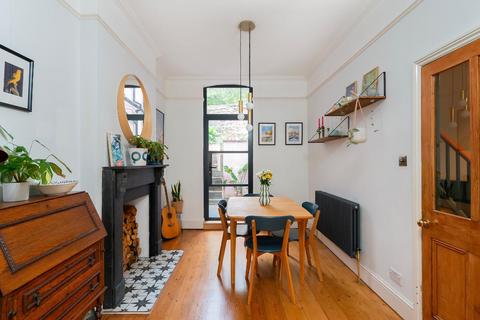 undefined, Ambra Terrace, Cliftonwood
