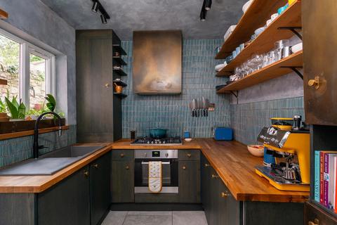 undefined, Ambra Terrace, Cliftonwood