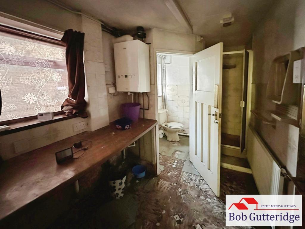 Utility / shower room