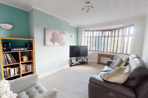 52 Baildon Road, Baildon, Shipley, BD17 6AG