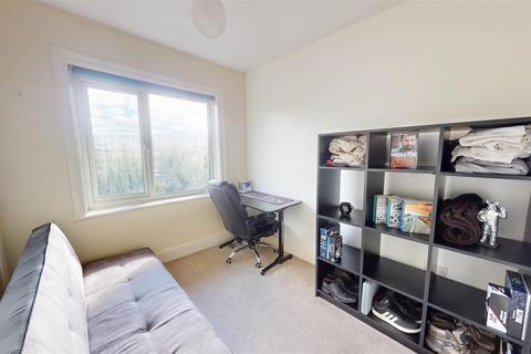 52 Baildon Road, Baildon, Shipley, BD17 6AG