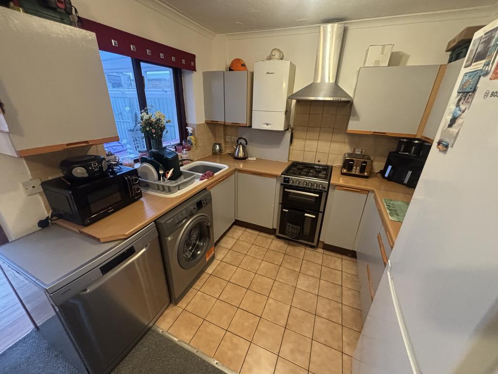 Kitchen (third image)