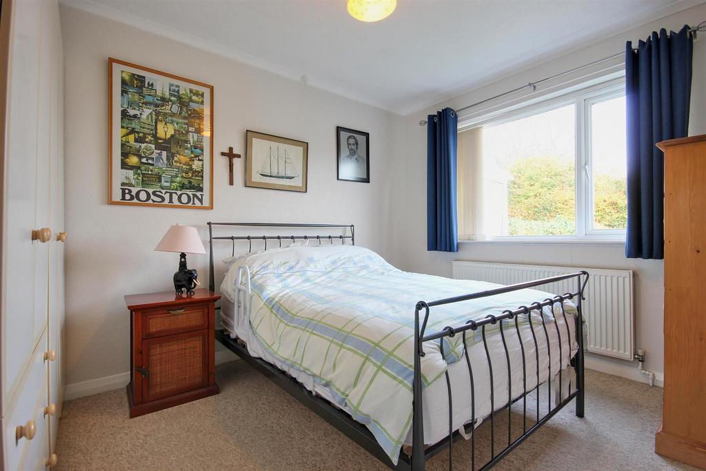 Bedroom 1 (rear)
