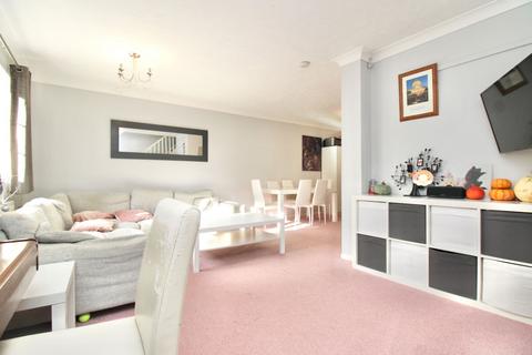 undefined, Ivychurch Gardens, Margate CT9