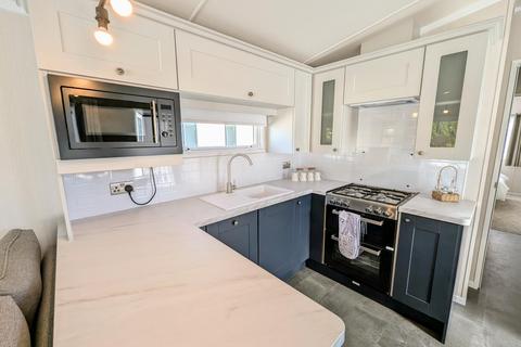 2 bedroom static caravan for sale, Hutton Sessay Thirsk
