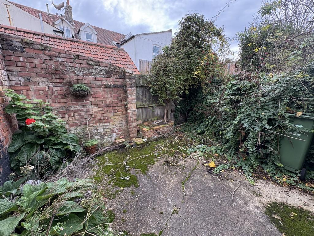 18 T202511051719.jpg