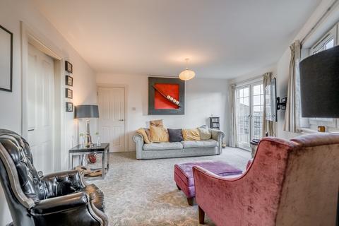 undefined, Flat 2 Whinbrae Court, Helensburgh, G84 7QL