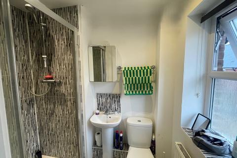 2 bedroom flat to rent, Tailor Close, Augusta Park, Andover, SP11