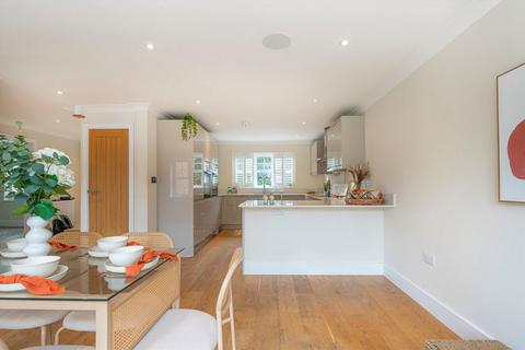 5 bedroom detached house for sale, Oakington Close, Sunbury-On-Thames TW16
