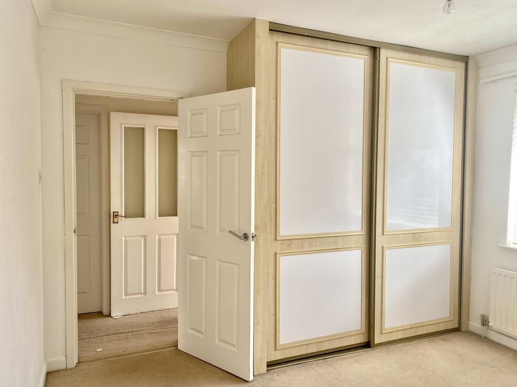 Bedroom 1.jpeg